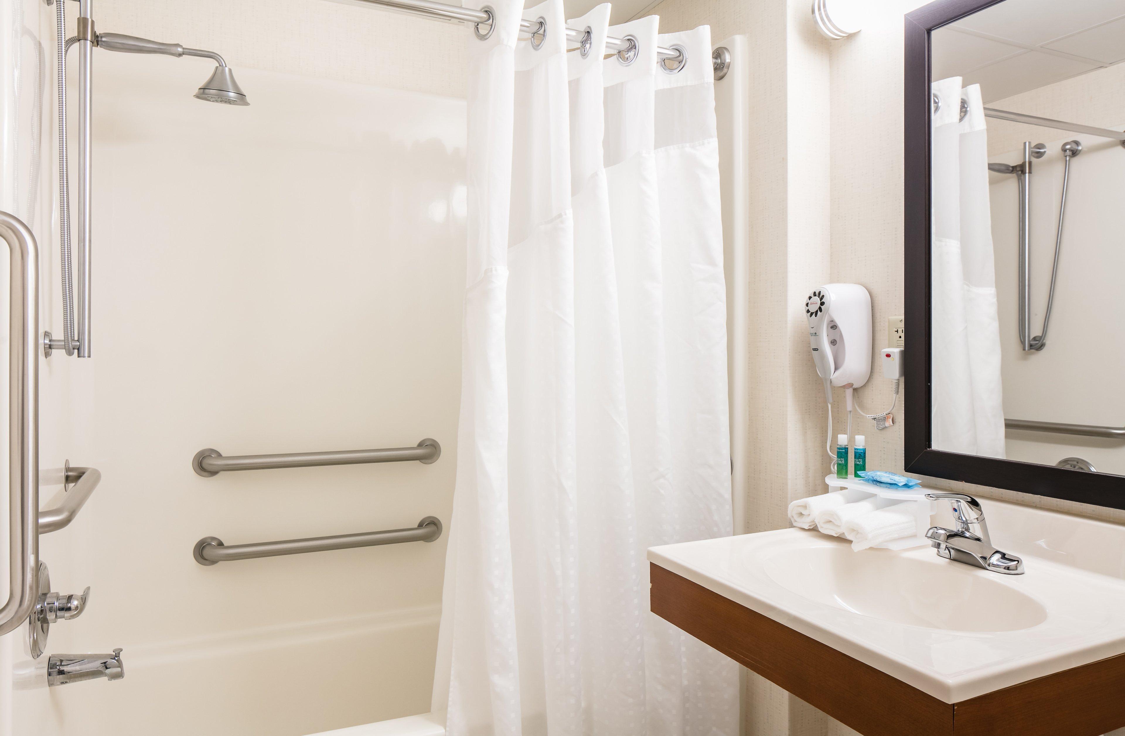 Holiday Inn Express Hotel & Suites Coralville By Ihg Exteriör bild