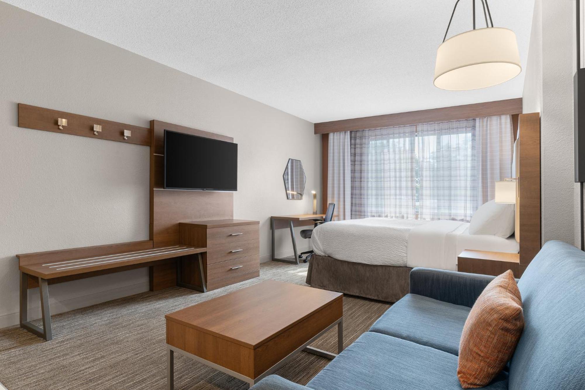 Holiday Inn Express Hotel & Suites Coralville By Ihg Exteriör bild